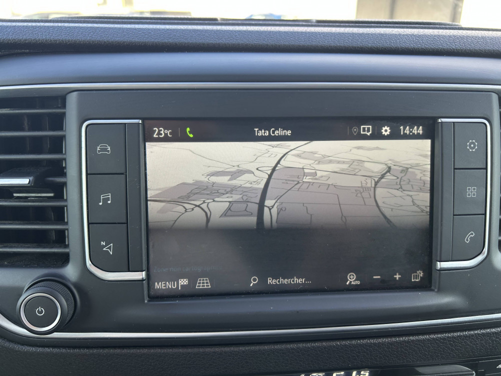 Acheter Opel Vivaro Fourgon VIVARO CA FIXE L2 2.0 DIESEL 180 CH BVA8 PACK BUSINESS 4p occasion dans les concessions du Groupe Faurie