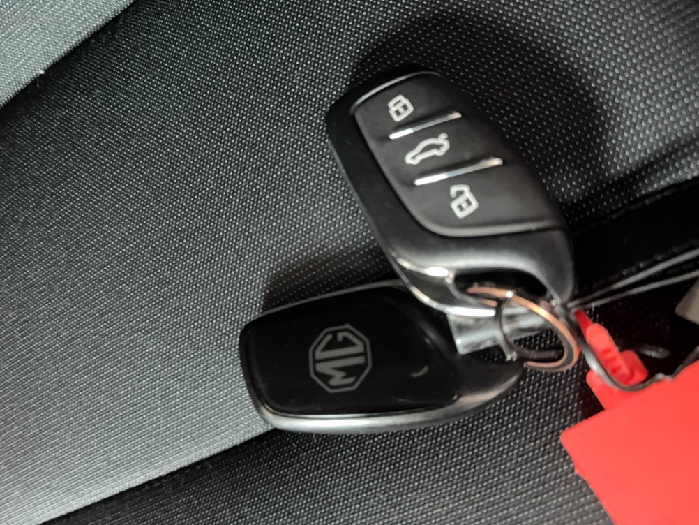 Acheter MG Motor MG 4 MG4 Electric 64kWh - 150 kW 2WD Luxury 5p occasion dans les concessions du Groupe Faurie