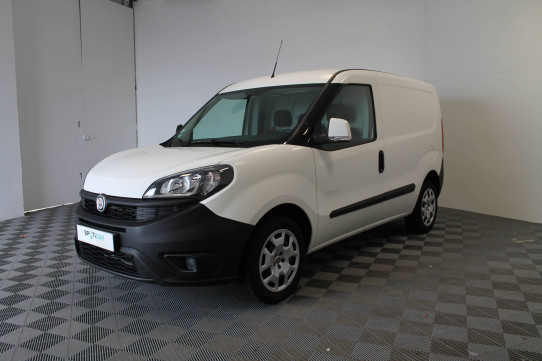 Acheter Fiat Doblo DOBLO CARGO FT 1.4 PACK PROFESSIONAL NAV 4p occasion dans les concessions du Groupe Faurie