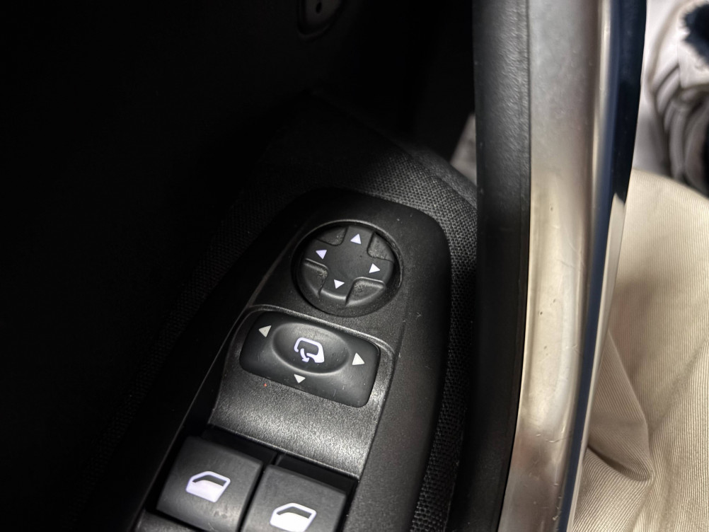 Acheter Peugeot 2008 2008 PureTech 110ch S&S EAT6 Allure Business 5p occasion dans les concessions du Groupe Faurie