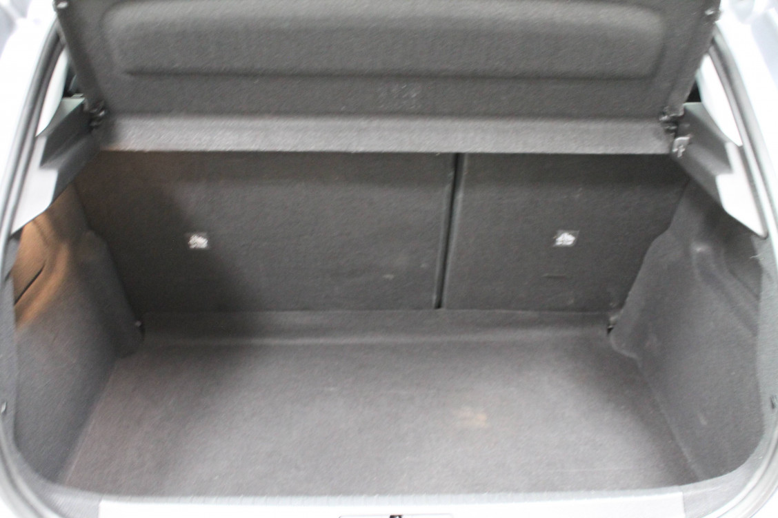 Acheter Opel Corsa Corsa 1.2 75 ch BVM5 Elegance Business 5p occasion dans les concessions du Groupe Faurie