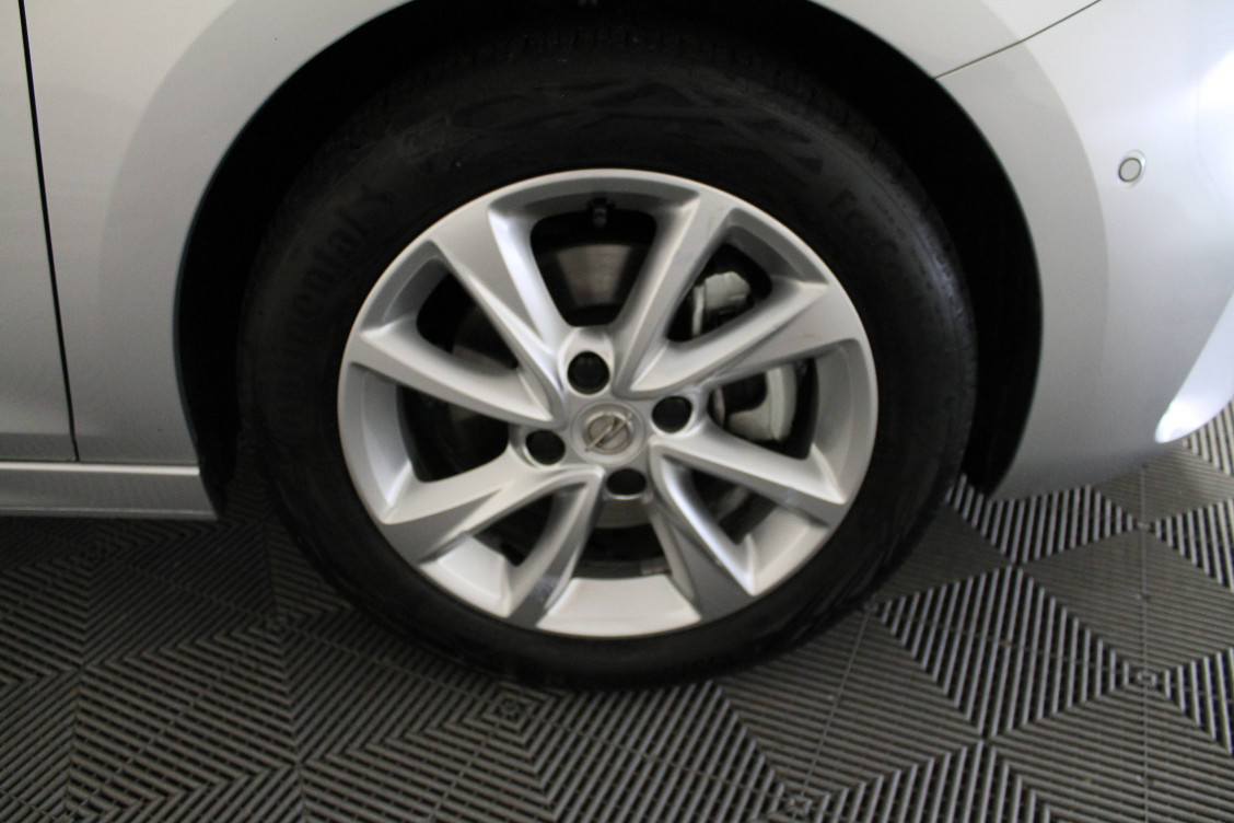 Acheter Opel Corsa Corsa 1.5 Diesel 100 ch BVM6 Elegance Business 5p occasion dans les concessions du Groupe Faurie