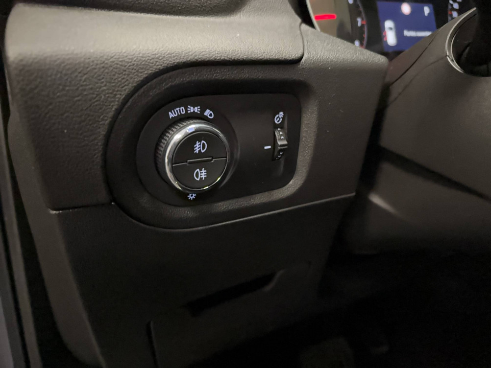 Acheter Opel Grandland X Grandland X 1.5 Diesel 130 ch BVA8 Ultimate 5p occasion dans les concessions du Groupe Faurie