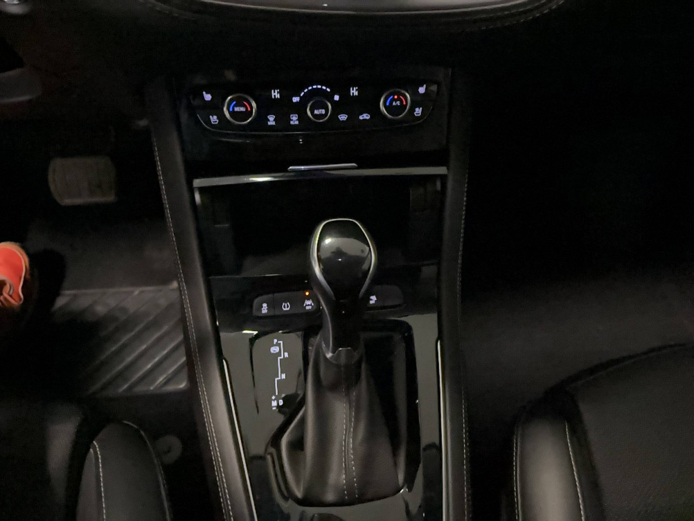 Acheter Opel Grandland X Grandland X 1.5 Diesel 130 ch BVA8 Ultimate 5p occasion dans les concessions du Groupe Faurie