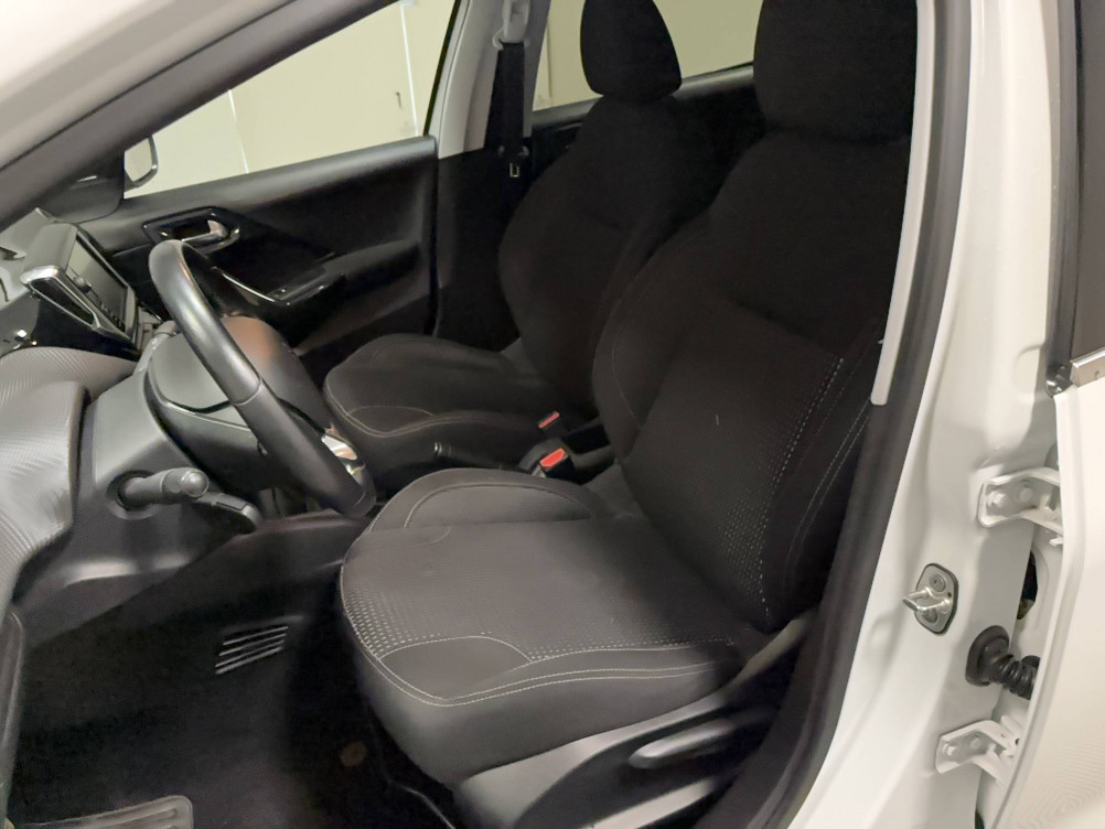 Acheter Peugeot 208 208 1.2 PureTech 110ch S&S BVM5 Allure 5p occasion dans les concessions du Groupe Faurie