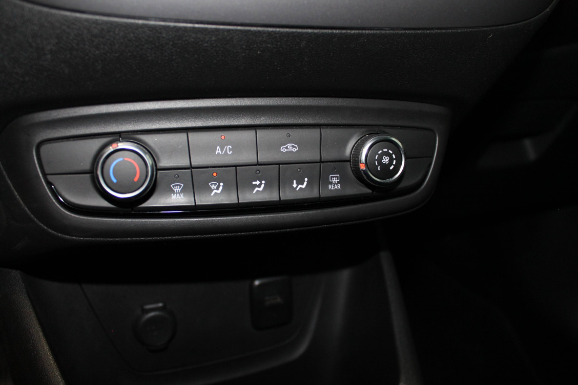 Acheter Opel Crossland X Crossland X 1.2 83 ch Edition 5p occasion dans les concessions du Groupe Faurie