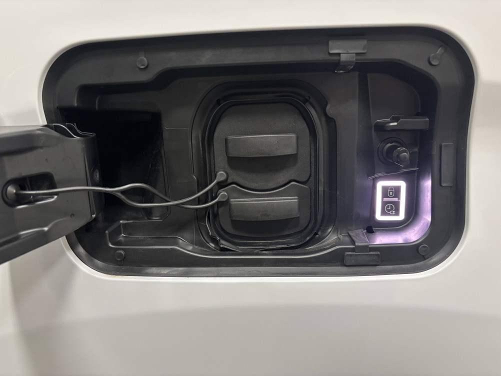 Acheter Opel Combo Combo e-Life Taille M 136 ch & Batterie 50 kw/h Elegance Pack 5p neuf dans les concessions du Groupe Faurie