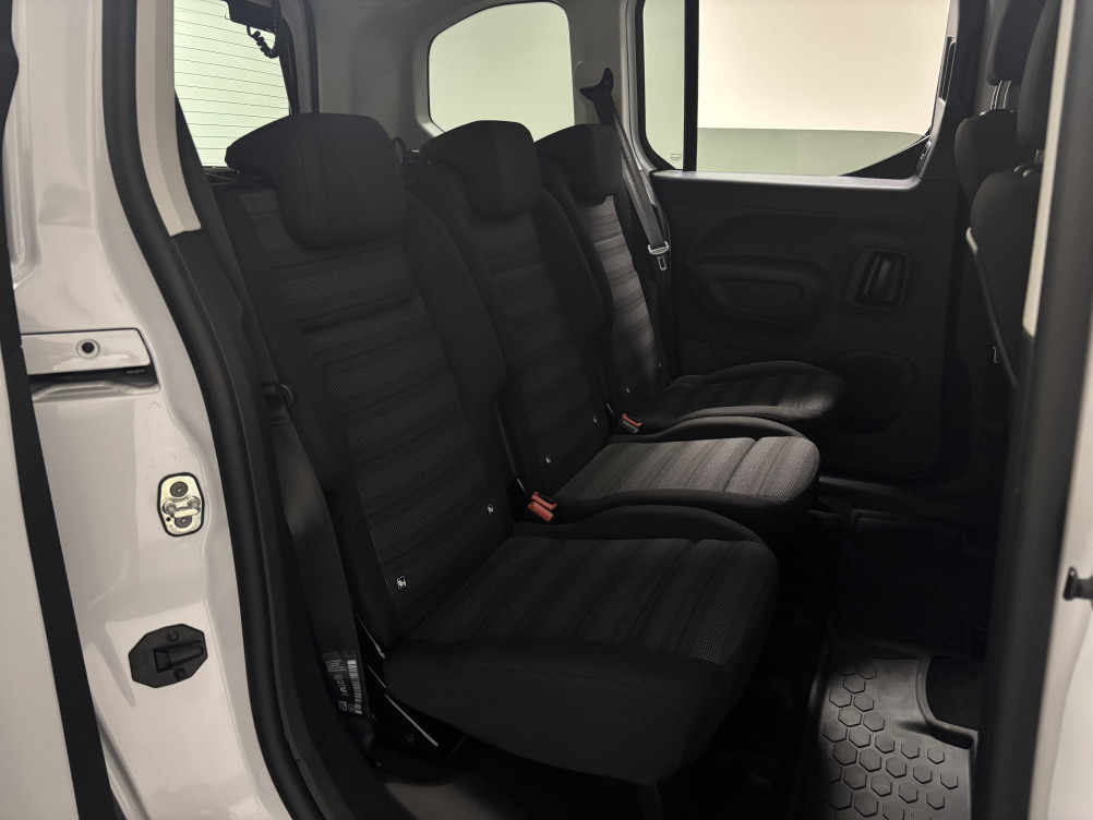 Acheter Opel Combo Combo e-Life Taille M 136 ch & Batterie 50 kw/h Elegance Pack 5p neuf dans les concessions du Groupe Faurie