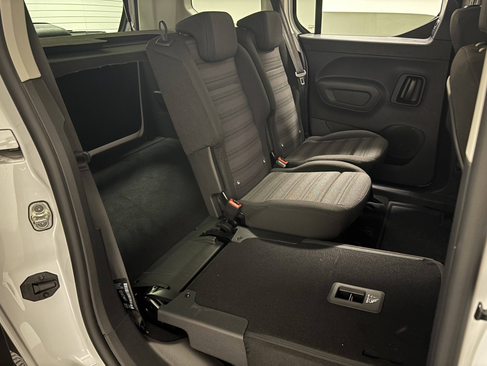 Acheter Opel Combo Combo e-Life Taille M 136 ch & Batterie 50 kw/h Elegance Pack 5p neuf dans les concessions du Groupe Faurie