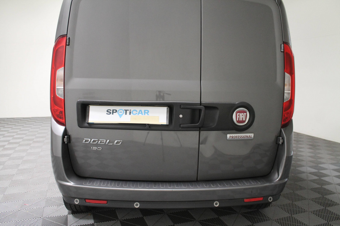 Acheter Fiat Doblo DOBLO CARGO FT 1.6 MULTIJET 120 PACK PROFESSIONAL TRIO NAV 4p occasion dans les concessions du Groupe Faurie