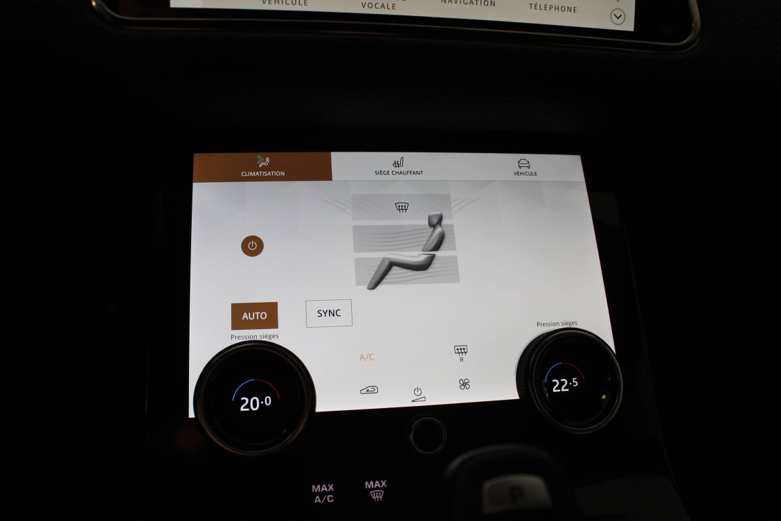 Acheter Land Rover Range Rover Evoque Range Rover Evoque Mark II P300e PHEV AWD BVA8 R-Dynamic S 5p occasion dans les concessions du Groupe Faurie