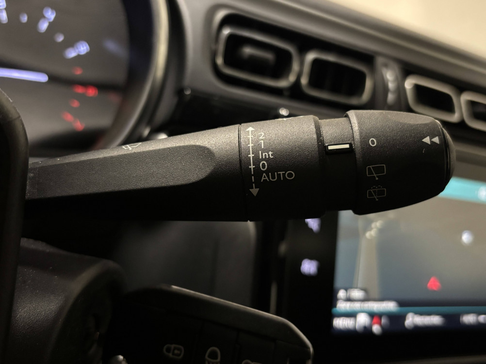 Acheter Citroën C3 C3 PureTech 110 S&S EAT6 Shine 5p occasion dans les concessions du Groupe Faurie