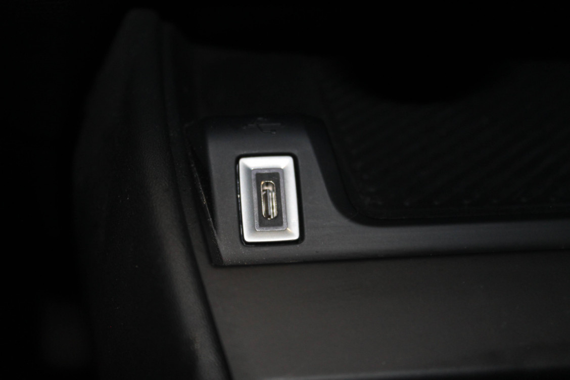 Acheter Citroën C4 e-C4 136 ch Automatique Shine 5p occasion dans les concessions du Groupe Faurie