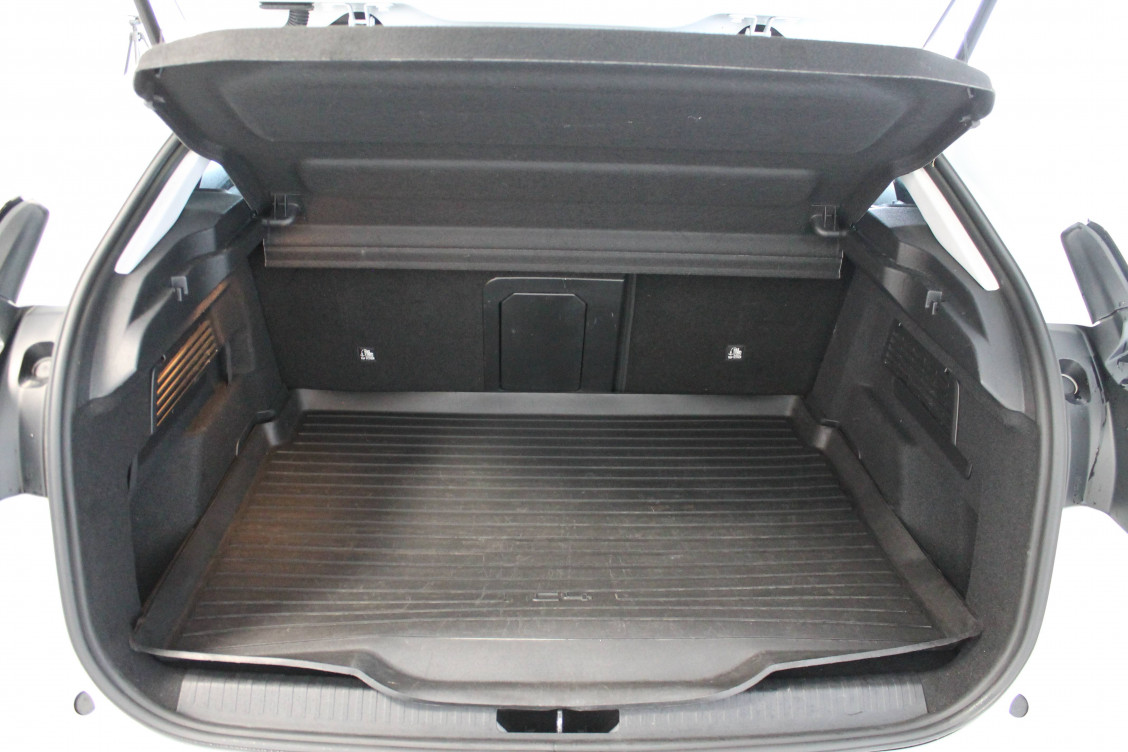 Acheter Citroën C4 e-C4 136 ch Automatique Shine 5p occasion dans les concessions du Groupe Faurie