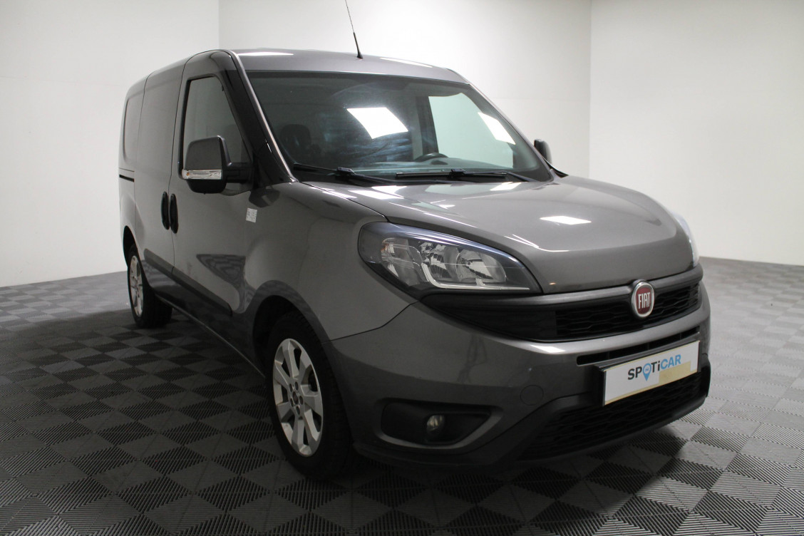 Acheter Fiat Doblo DOBLO CARGO FT 1.6 MULTIJET 120 PACK PROFESSIONAL TRIO NAV 4p occasion dans les concessions du Groupe Faurie