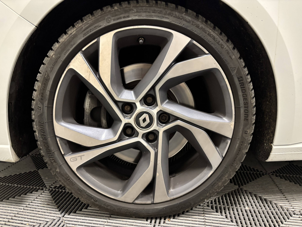Acheter Renault Megane 4 Mégane IV Berline dCi 165 Energy EDC GT 5p occasion dans les concessions du Groupe Faurie