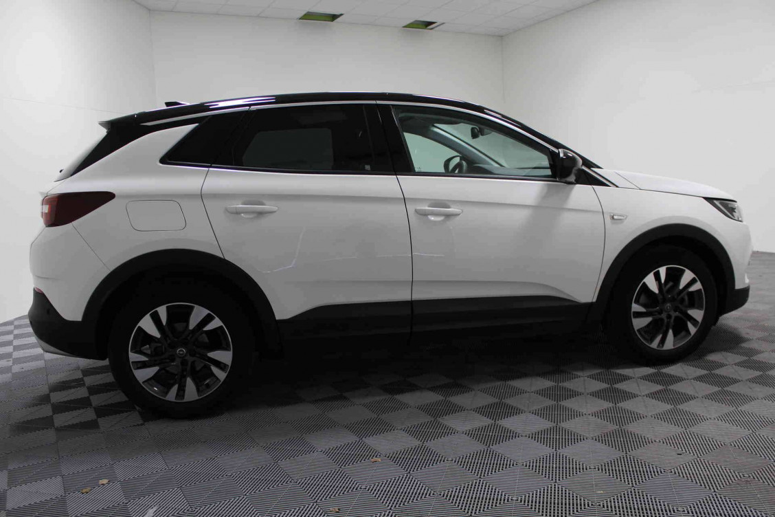 Acheter Opel Grandland X Grandland X 1.5 Diesel 130 ch BVA8 Elite 5p occasion dans les concessions du Groupe Faurie