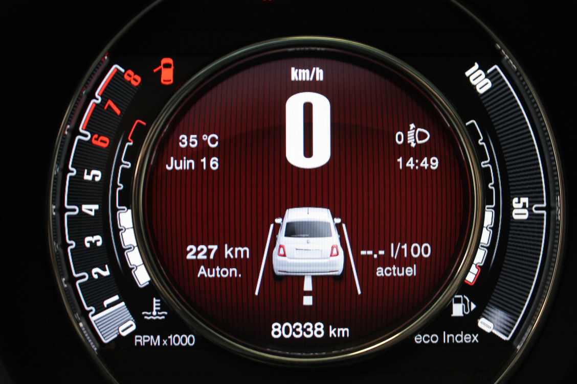 Acheter Fiat 500 500 1.2 69 ch Lounge 3p occasion dans les concessions du Groupe Faurie