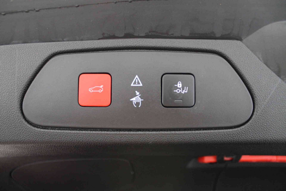 Acheter Opel Grandland X Grandland X Hybrid4 300 ch AWD BVA8 Elite 5p occasion dans les concessions du Groupe Faurie