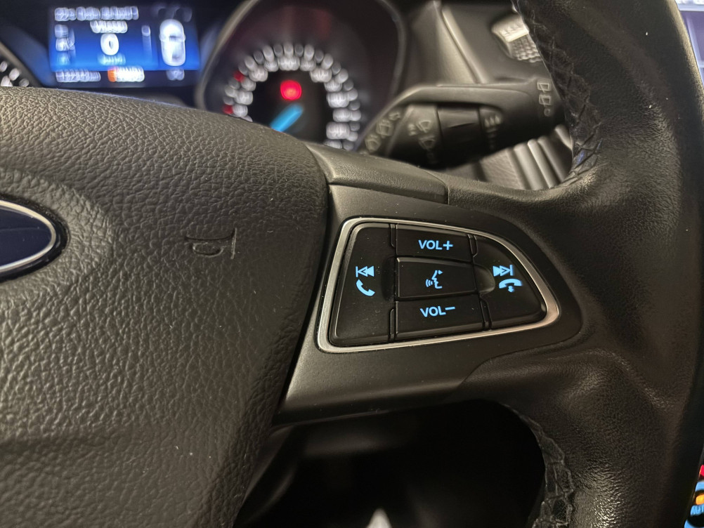 Acheter Ford Focus Focus 1.5 TDCi 120 S&S Titanium PowerShift 5p occasion dans les concessions du Groupe Faurie