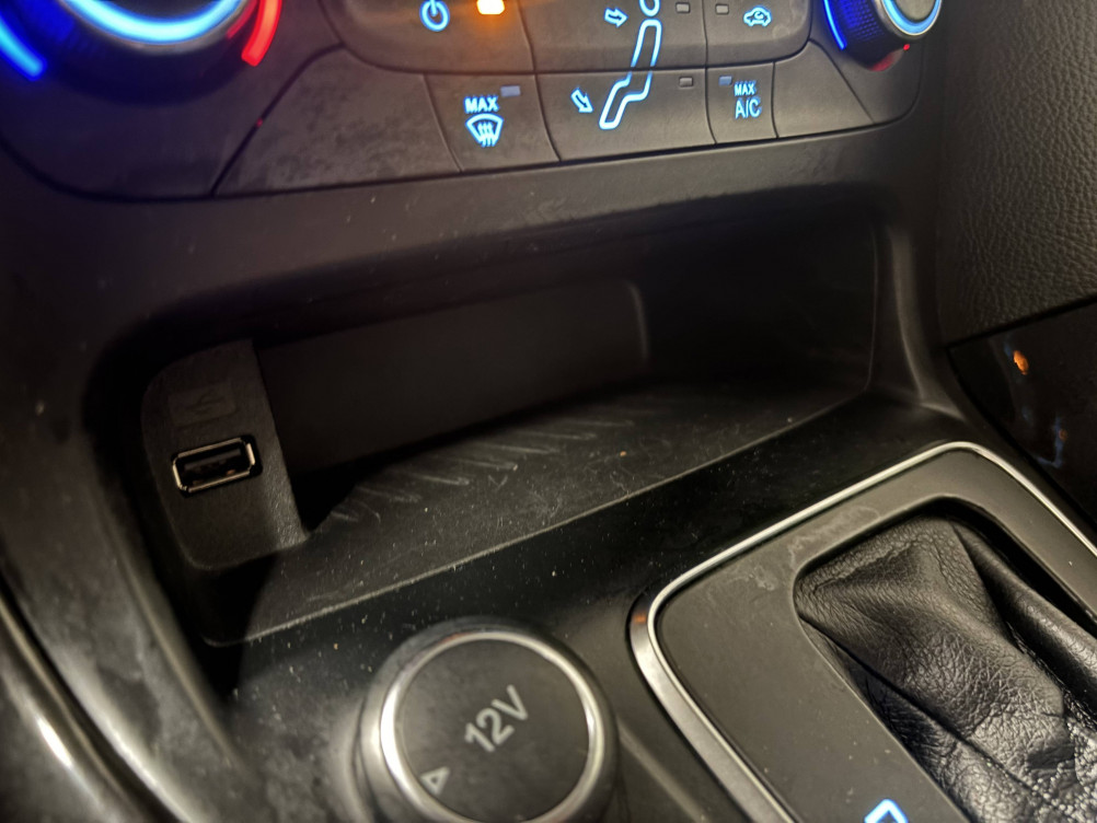 Acheter Ford Focus Focus 1.5 TDCi 120 S&S Titanium PowerShift 5p occasion dans les concessions du Groupe Faurie