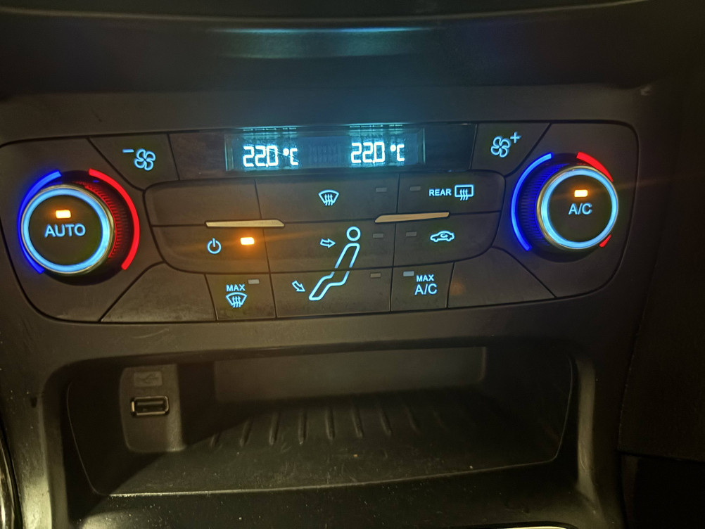 Acheter Ford Focus Focus 1.5 TDCi 120 S&S Titanium PowerShift 5p occasion dans les concessions du Groupe Faurie