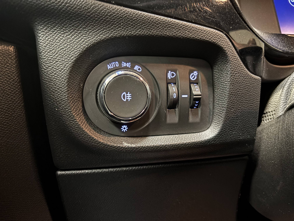 Acheter Opel Corsa E Corsa Electrique 136 ch & Batterie 50 kWh Edition 5p occasion dans les concessions du Groupe Faurie