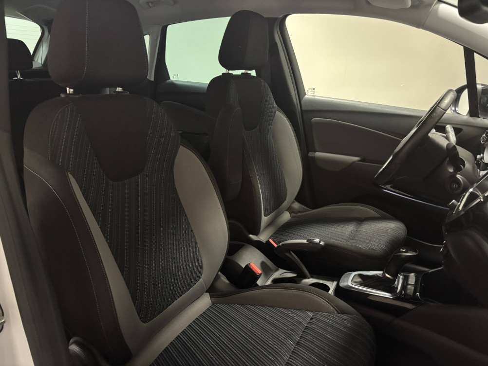 Acheter Opel Crossland X Crossland X 1.5 D 120 ch BVA6 Design 120 ans 5p occasion dans les concessions du Groupe Faurie
