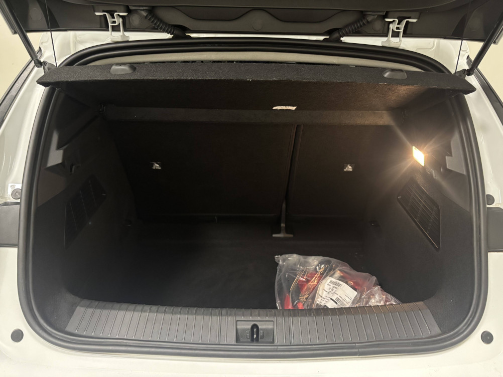 Acheter Renault Megane E-Tech Megane E-Tech EV40 130ch standard charge Equilibre 5p occasion dans les concessions du Groupe Faurie