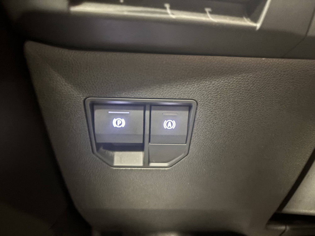Acheter Renault Megane E-Tech Megane E-Tech EV40 130ch standard charge Equilibre 5p occasion dans les concessions du Groupe Faurie