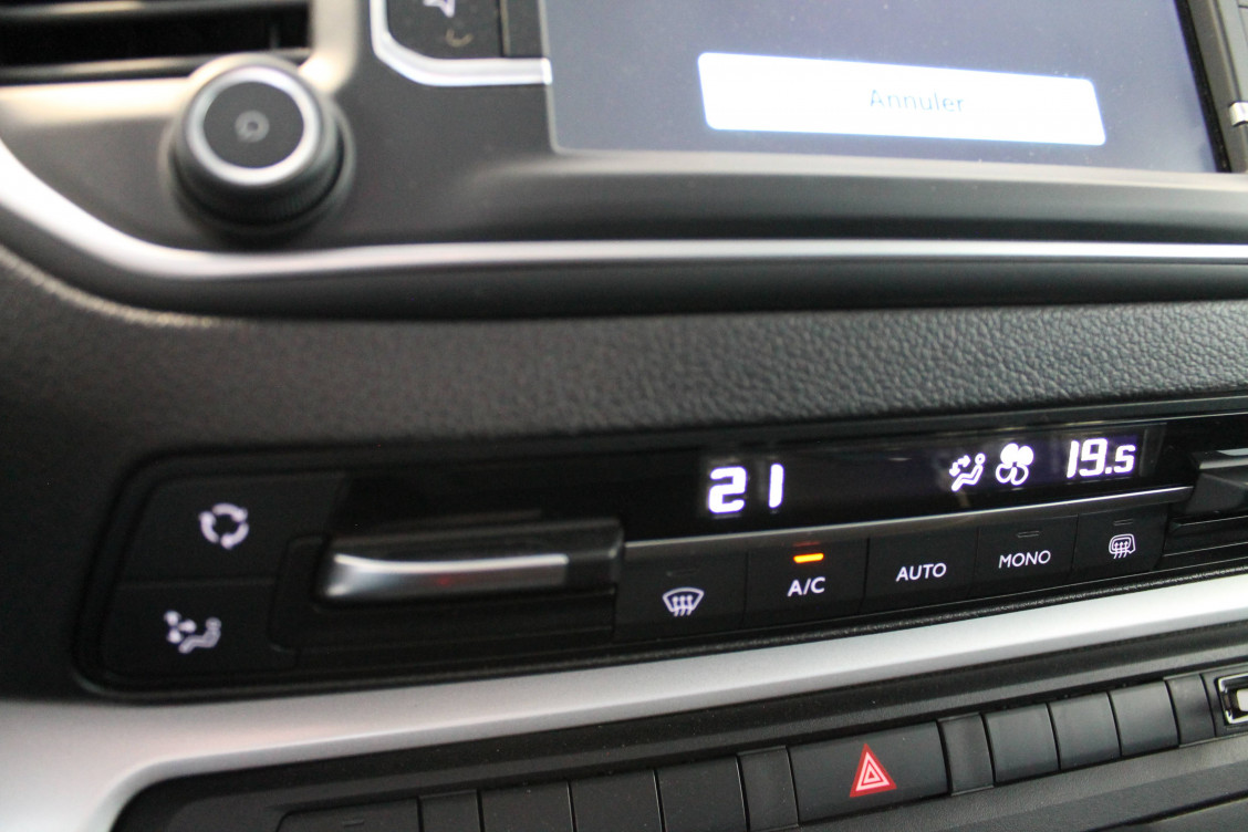 Acheter Opel Vivaro Fourgon VIVARO CA FIXE TAILLE XL BLUEHDI 180 S&S EAT8  4p occasion dans les concessions du Groupe Faurie