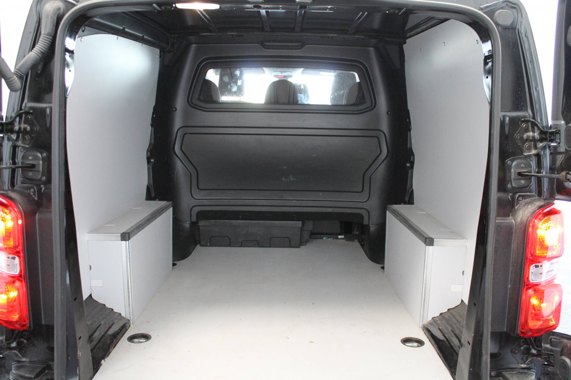 Acheter Opel Vivaro Fourgon VIVARO CA FIXE TAILLE XL BLUEHDI 180 S&S EAT8  4p occasion dans les concessions du Groupe Faurie
