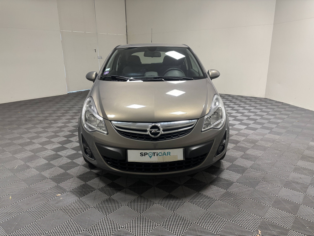 Acheter Opel Corsa Corsa 1.4 - 100 ch Twinport Cosmo 3p occasion dans les concessions du Groupe Faurie