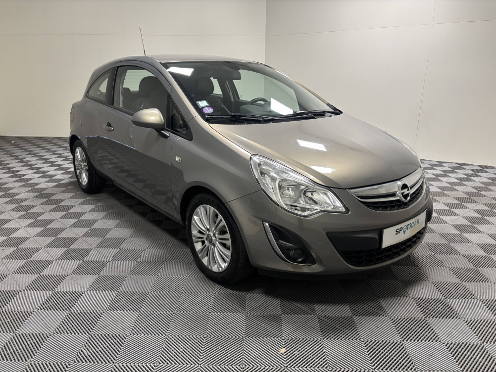 Acheter Opel Corsa Corsa 1.4 - 100 ch Twinport Cosmo 3p occasion dans les concessions du Groupe Faurie