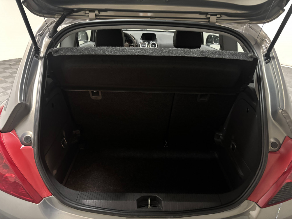 Acheter Opel Corsa Corsa 1.4 - 100 ch Twinport Cosmo 3p occasion dans les concessions du Groupe Faurie