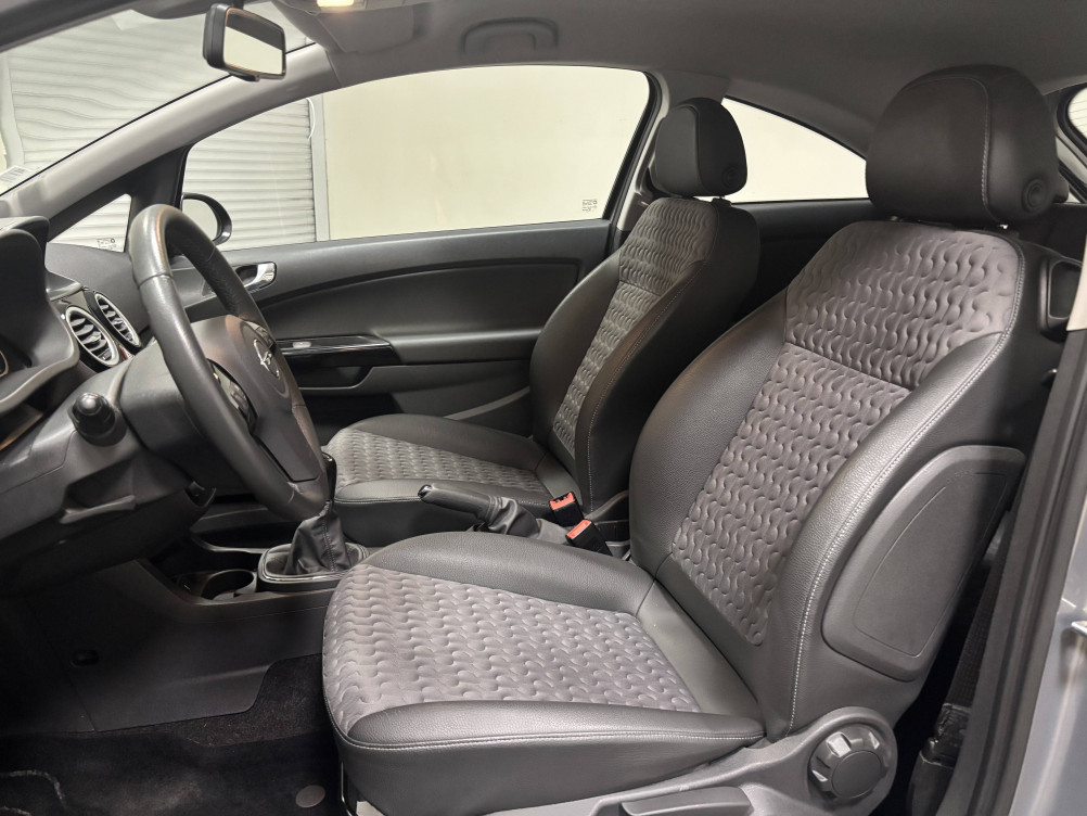 Acheter Opel Corsa Corsa 1.4 - 100 ch Twinport Cosmo 3p occasion dans les concessions du Groupe Faurie
