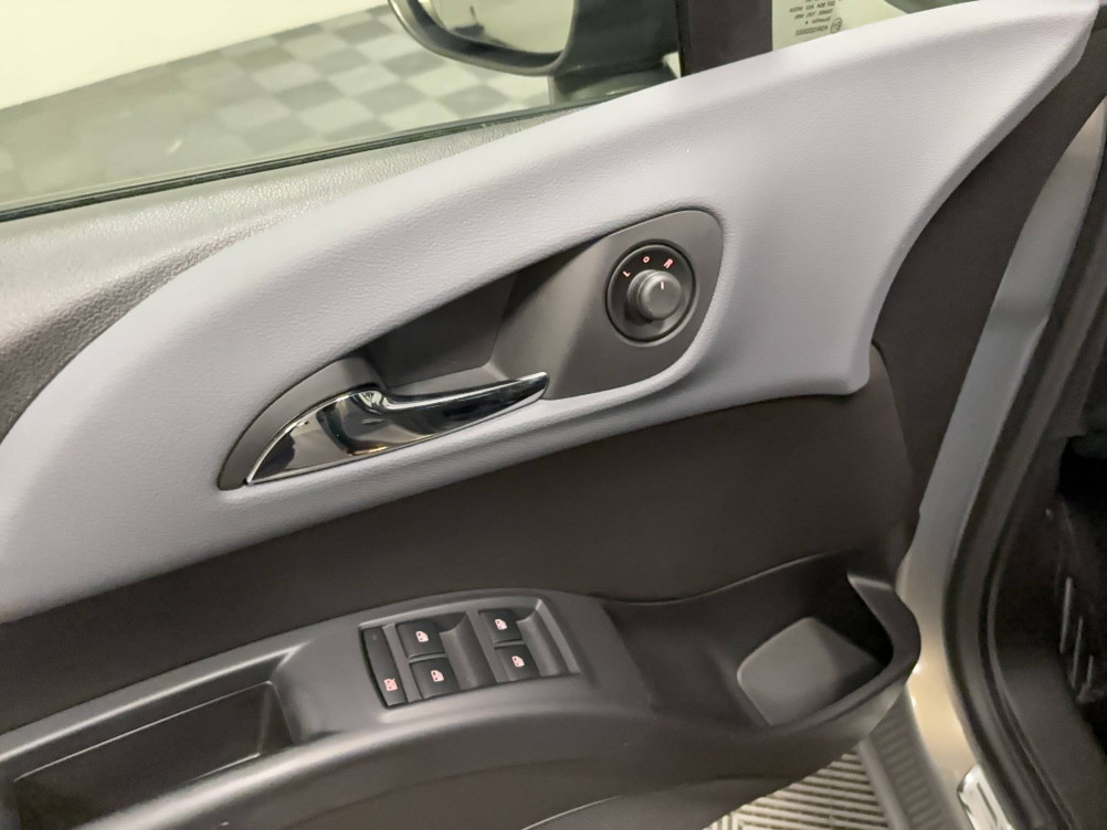 Acheter Opel Meriva Meriva 1.4 - 120 Twinport Start/Stop Cosmo 5p occasion dans les concessions du Groupe Faurie