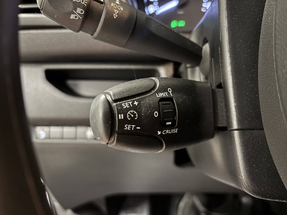 Acheter Opel Vivaro Fourgon VIVARO FGN TAILLE XL BLUEHDI 145 S&S BVM6  4p occasion dans les concessions du Groupe Faurie