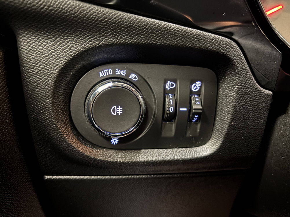 Acheter Opel Corsa Corsa 1.2 Turbo 100 ch BVM6 Edition 5p occasion dans les concessions du Groupe Faurie