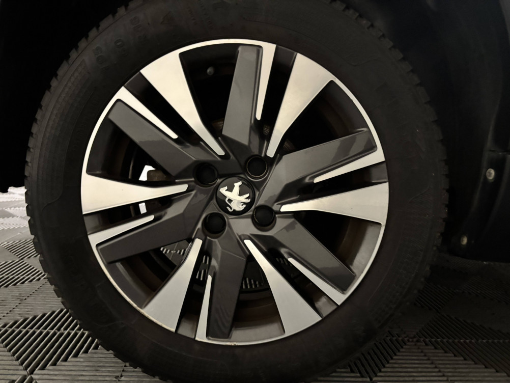 Acheter Peugeot 2008 2008 1.6 BlueHDi 100ch BVM5 Allure 5p occasion dans les concessions du Groupe Faurie