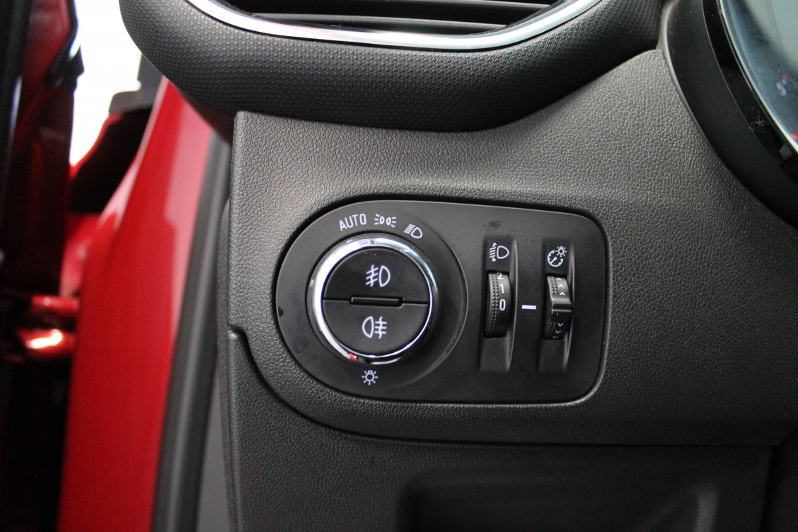 Acheter Opel Crossland Crossland 1.5 D 120 ch BVA6 Elegance Business 5p occasion dans les concessions du Groupe Faurie