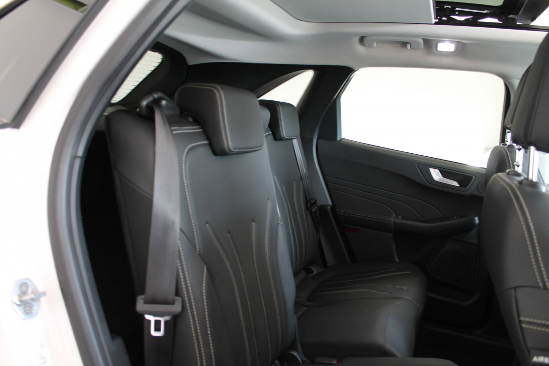 Acheter Ford Kuga Kuga 2.5 Duratec 190 ch FHEV I-AWD e-CVT Vignale 5p occasion dans les concessions du Groupe Faurie