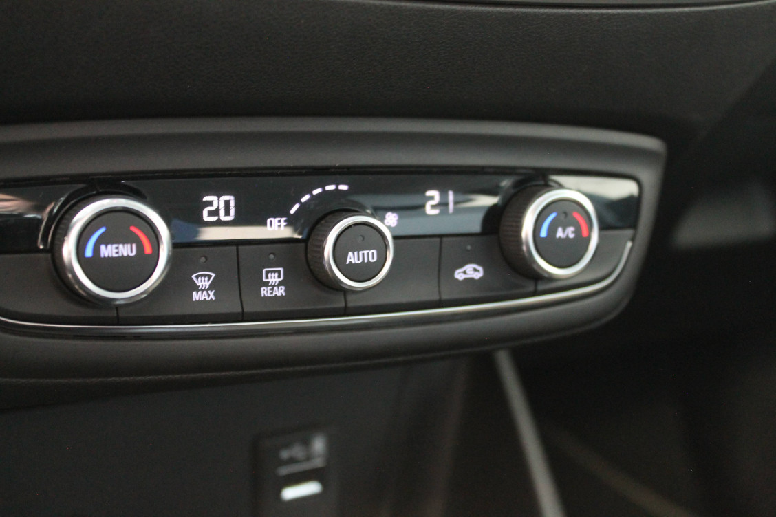 Acheter Opel Crossland Crossland 1.5 D 120 ch BVA6 Elegance Business 5p occasion dans les concessions du Groupe Faurie