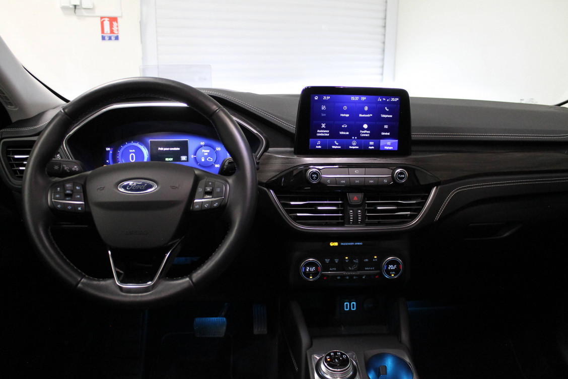 Acheter Ford Kuga Kuga 2.5 Duratec 190 ch FHEV I-AWD e-CVT Vignale 5p occasion dans les concessions du Groupe Faurie