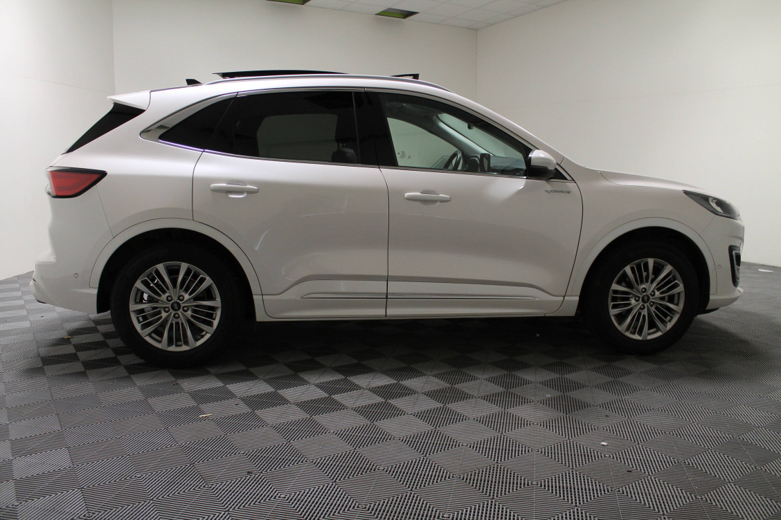 Acheter Ford Kuga Kuga 2.5 Duratec 190 ch FHEV I-AWD e-CVT Vignale 5p occasion dans les concessions du Groupe Faurie