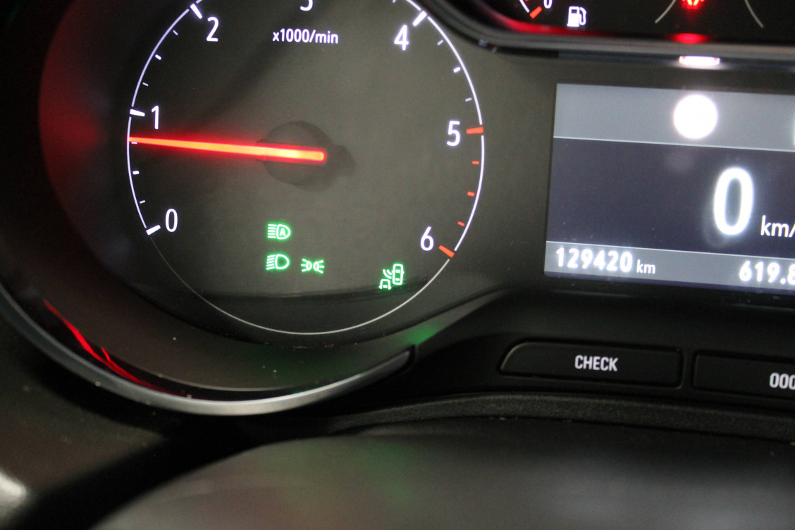 Acheter Opel Grandland X Grandland X 2.0 Diesel 177 ch BVA8 Ultimate 5p occasion dans les concessions du Groupe Faurie