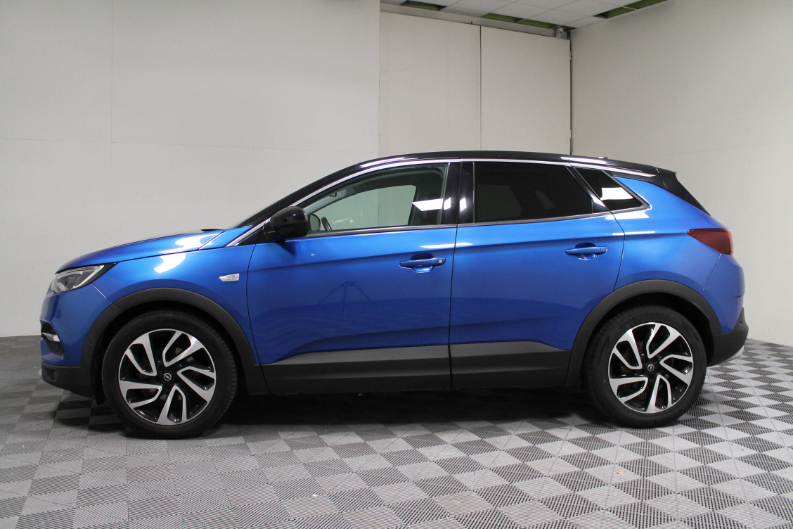 Acheter Opel Grandland X Grandland X 2.0 Diesel 177 ch BVA8 Ultimate 5p occasion dans les concessions du Groupe Faurie
