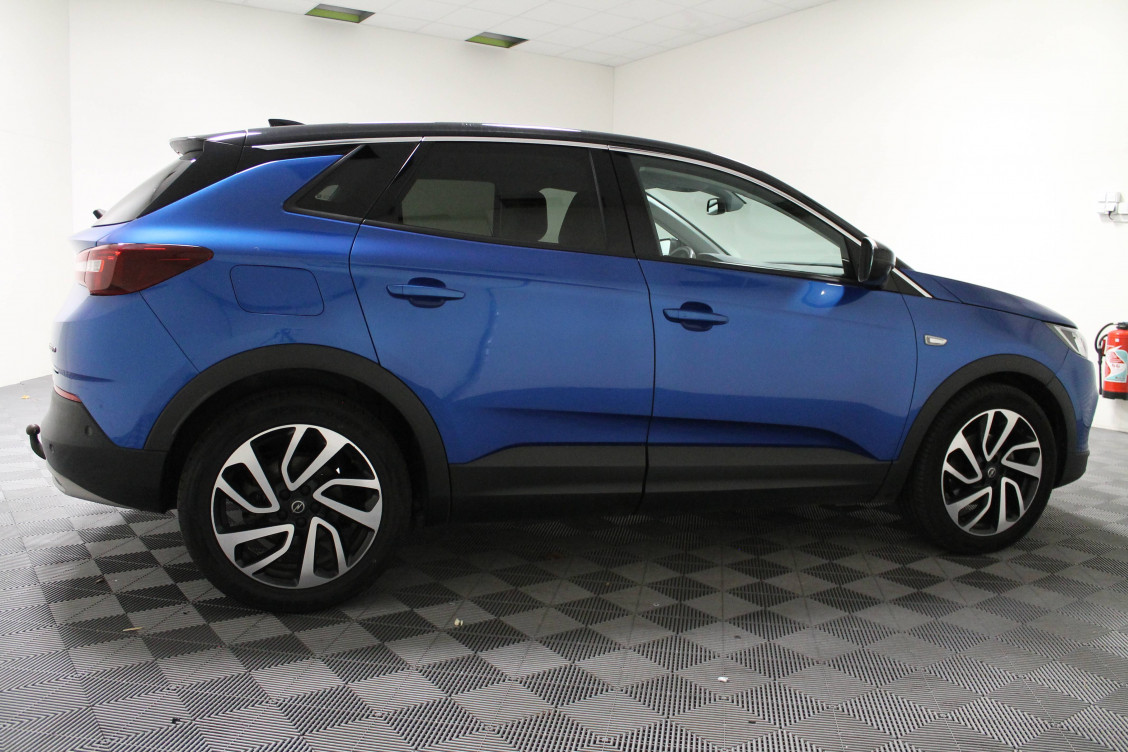 Acheter Opel Grandland X Grandland X 2.0 Diesel 177 ch BVA8 Ultimate 5p occasion dans les concessions du Groupe Faurie