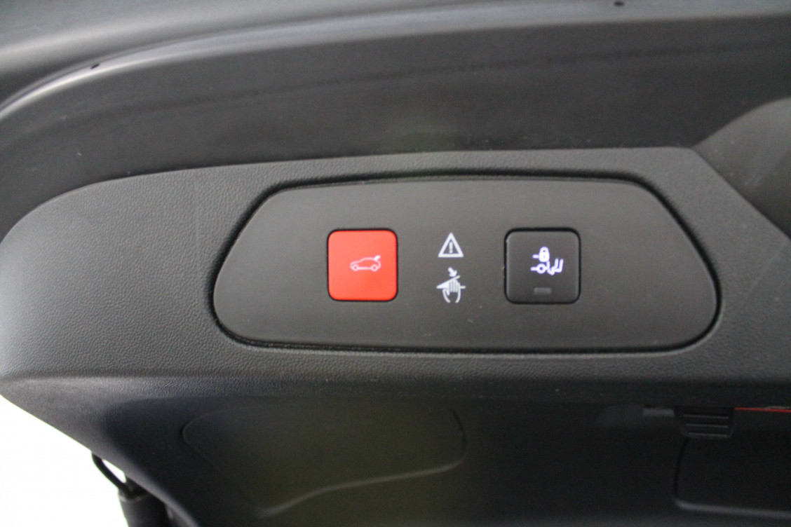 Acheter Opel Grandland X Grandland X 2.0 Diesel 177 ch BVA8 Ultimate 5p occasion dans les concessions du Groupe Faurie