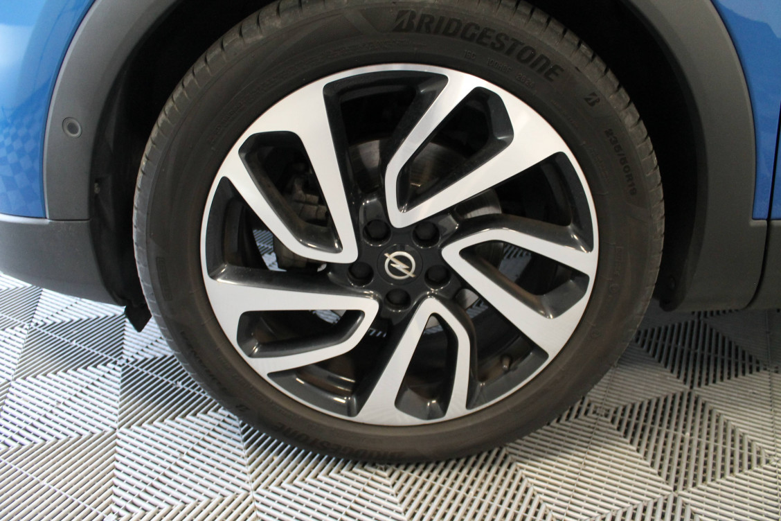 Acheter Opel Grandland X Grandland X 2.0 Diesel 177 ch BVA8 Ultimate 5p occasion dans les concessions du Groupe Faurie